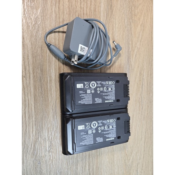 Lot of 2 OEM Samsung BESPOKE Jet Pet Stick Vacuum Battery VCA-SBTA95 & AC adapt